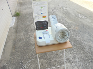 全自動血圧計（印字機能、テーブル付）