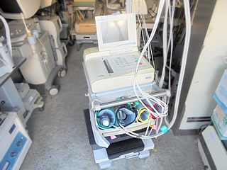 血圧脈波検査装置（心電図機能）